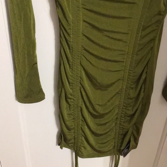 Matcha shiny dress - Picture 3 of 7